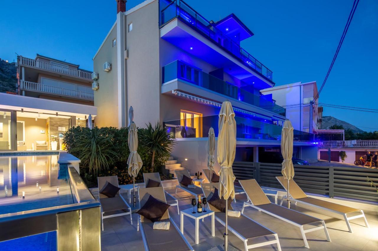 אומיס Villa Mandalinic מראה חיצוני תמונה